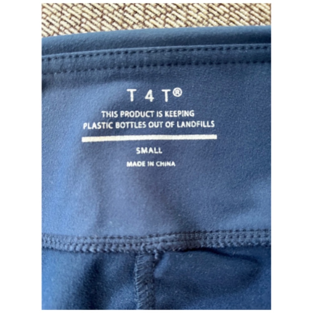 Threads 4 Thought (T4T) Monica Criss Cross Crop Legging. Blue. Size S. - Picture 4 of 4